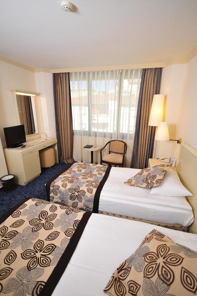Class Hotel Анкара Экстерьер фото