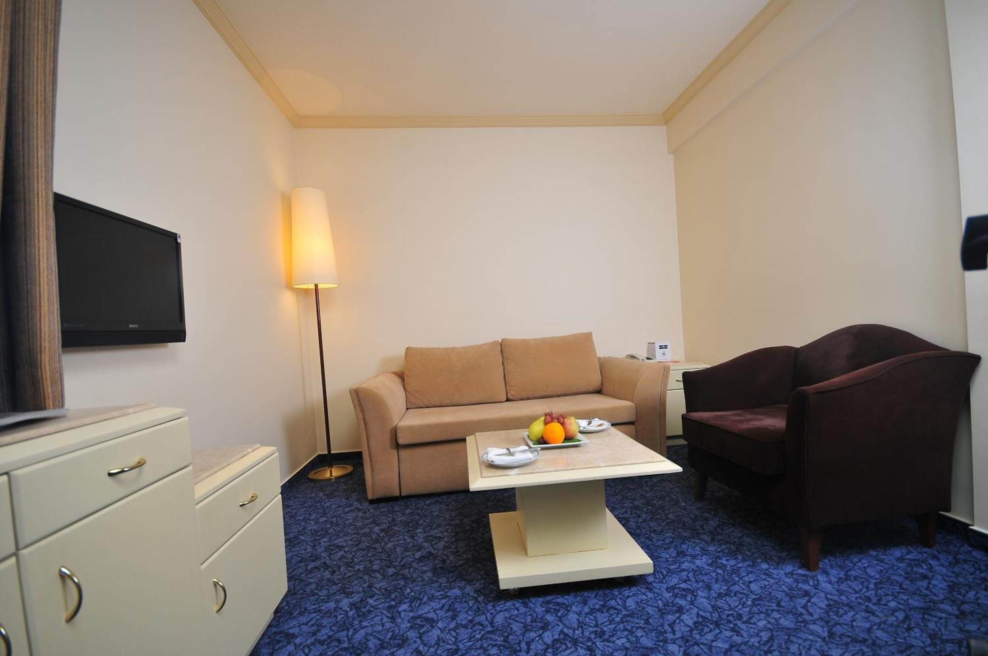 Class Hotel Анкара Экстерьер фото